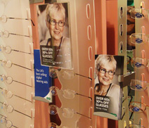 specsavers眼鏡店成品