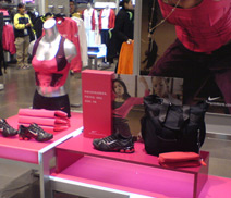 耐克實體店產品展示